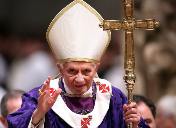 Скончался Папа Римский Бенедикт XVI, который отрекся от своего титула