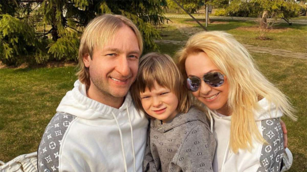Старший сын Рудковской и Плющенко не рад будущей сестре: «Не надо! Я не хочу никого»