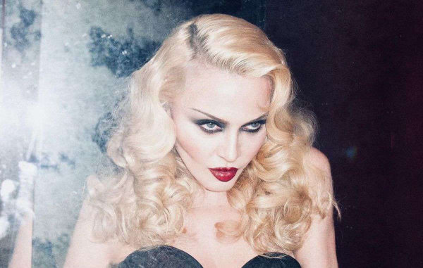 Мадонна снялась в провокационной фотосессии: «Больно смотреть»